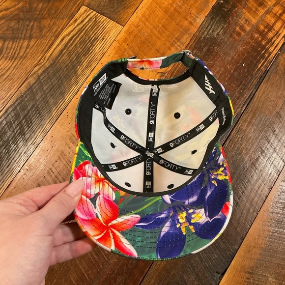 DJ Khaled Father of Asahd x Paper Planes New Era 9FORTY Dad Hat Floral - Picture 8 of 13